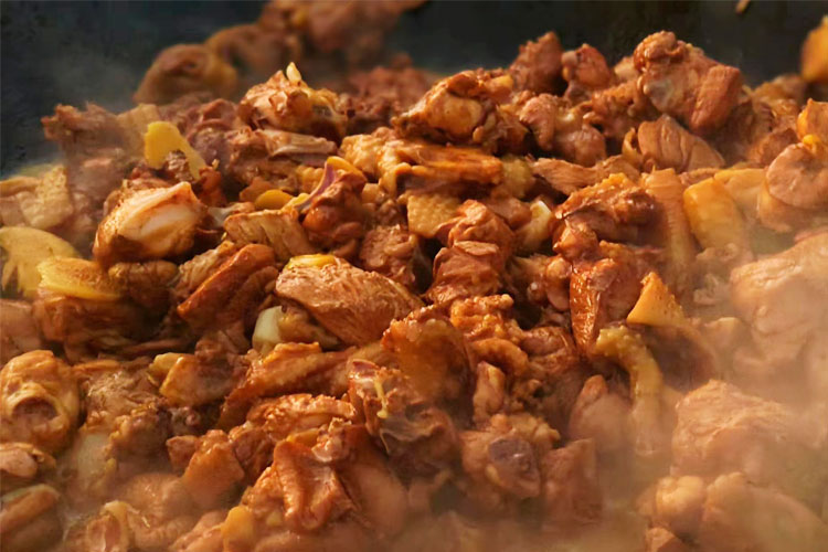 站長年會晚餐柴火雞美味佳肴